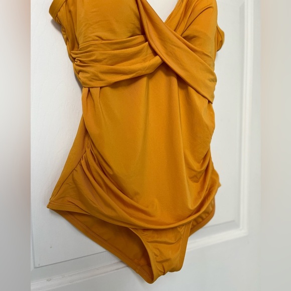 NWOT Jantzen Mustard Yellow Elegantly Draped One-Piece Swimsuit 8 - Picture 4 of 15
